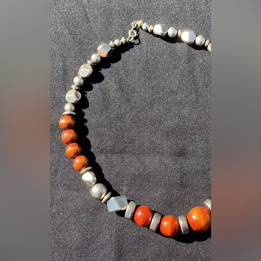 STATEMENT NECKLACE & BRACELET SET POLISHED WOOD & SILVER TONE BEADS - Picture 9 of 12